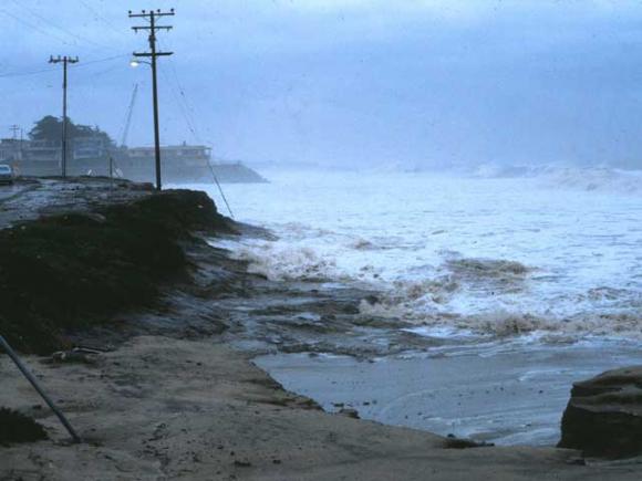 During the 1983 El Niño winter, Twin Lakes State Beach lost over 10 feet of sand, as shown above. Gary Griggs photo.